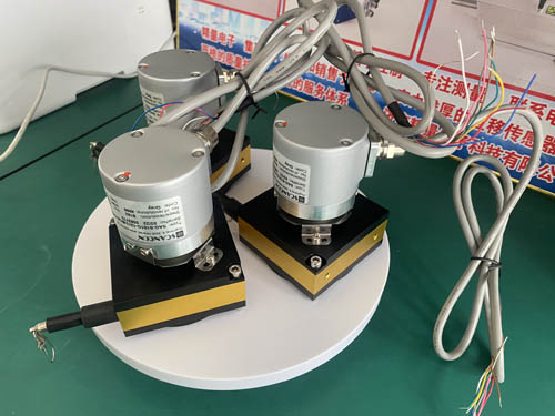 防爆拉線位移編碼器確保風(fēng)險(xiǎn)現(xiàn)場的防爆平安